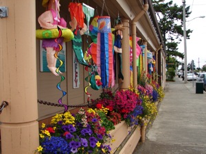 Bootstrap Businesses: Make Windsocks, Beach Chairs, Self-Help Guides and More
